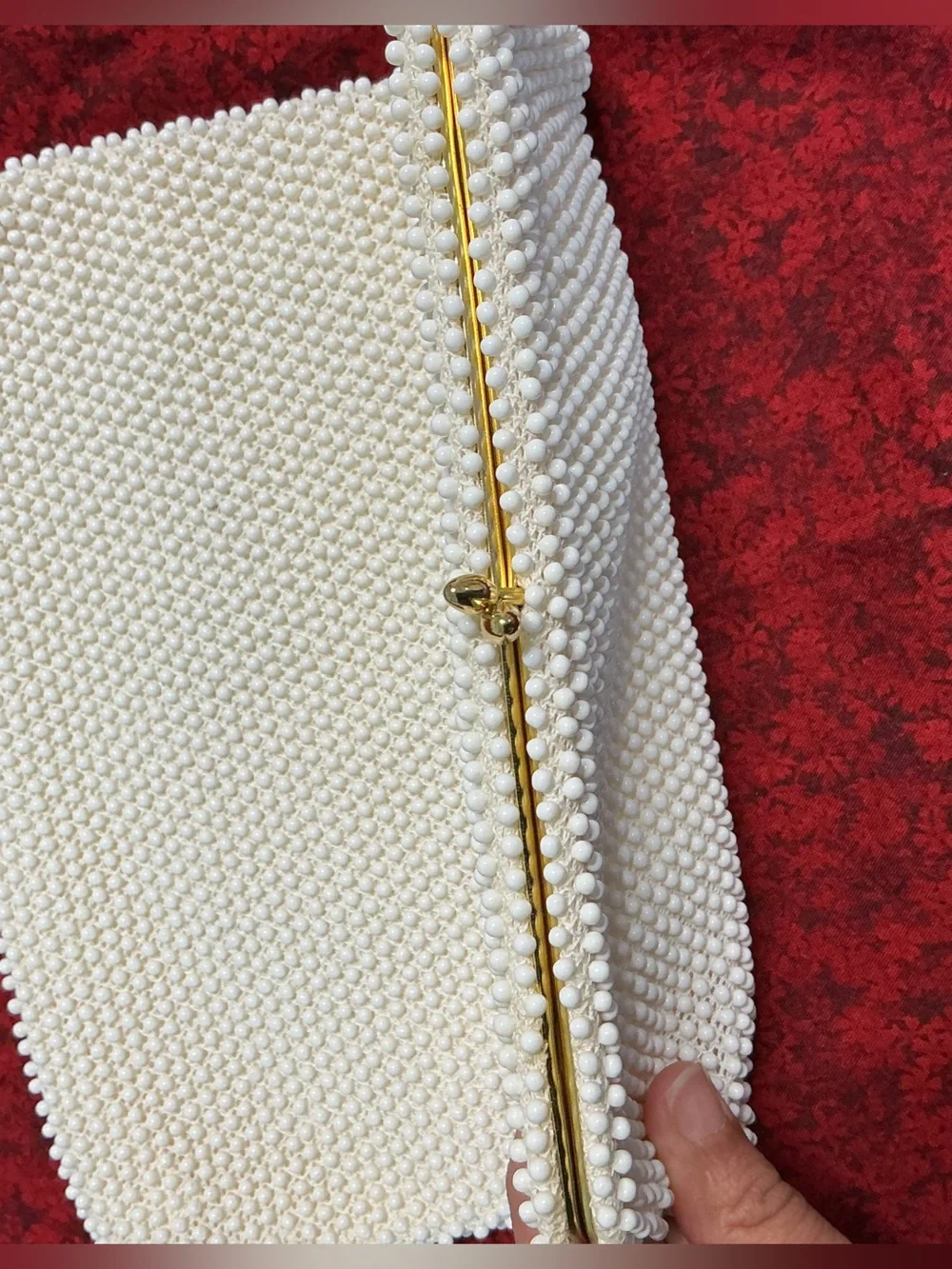 Vintage 1950s White Beaded Evening Purse Kiss Lock & Chain Corde-Bead by Lumured